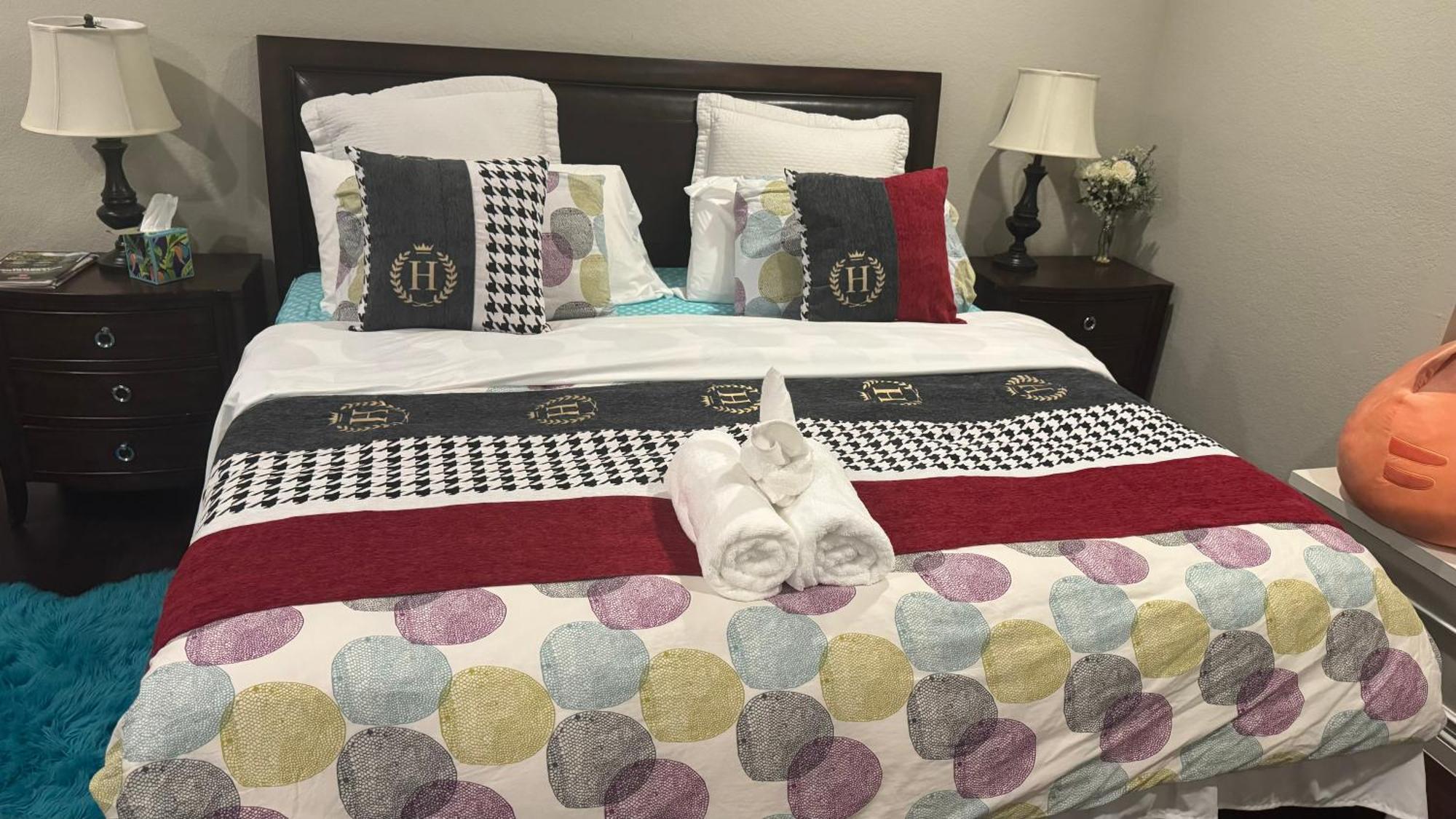 King Bed Big Room Chino Hills Kültér fotó